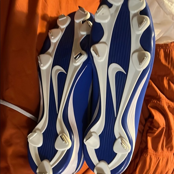 Nike BSB Men's Blue Athletic Shoes - Picture 3 of 9